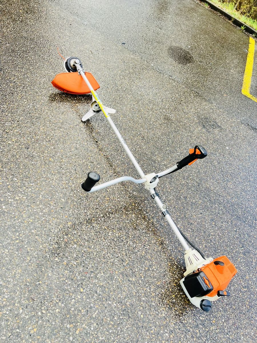 Stihl Tutti gli attrezzi: Rasentrimmer Stihl FS 250 – Usato da Urdorf venduto da Faz_19 5