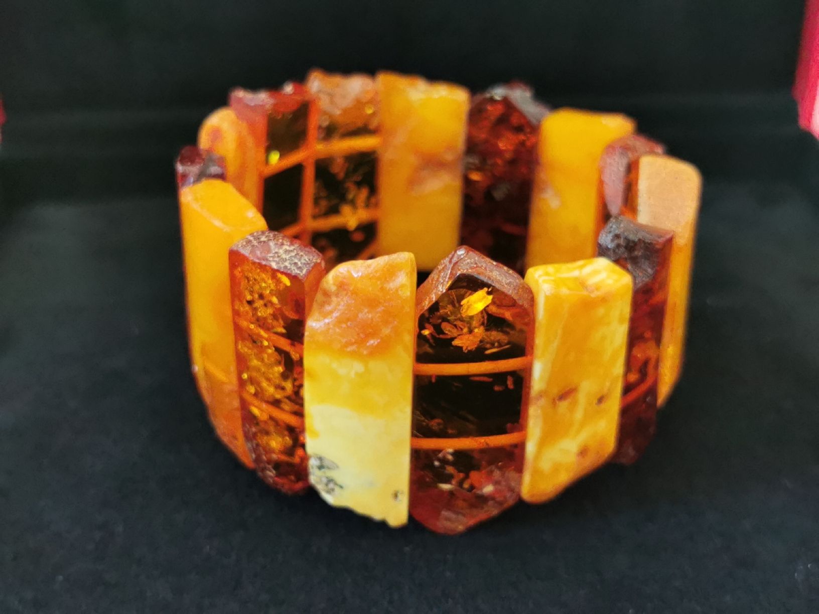 Armbänder & -reifen: Armband aus Bernstein – Gebraucht aus Schlieren von vlalif 1