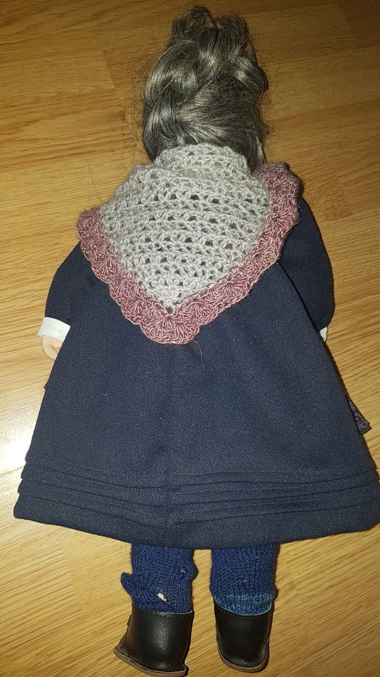 Puppen: Stoffpuppe oma mit Strickzeug G – Gebraucht aus Schwarzenburg von Flamingo07 1