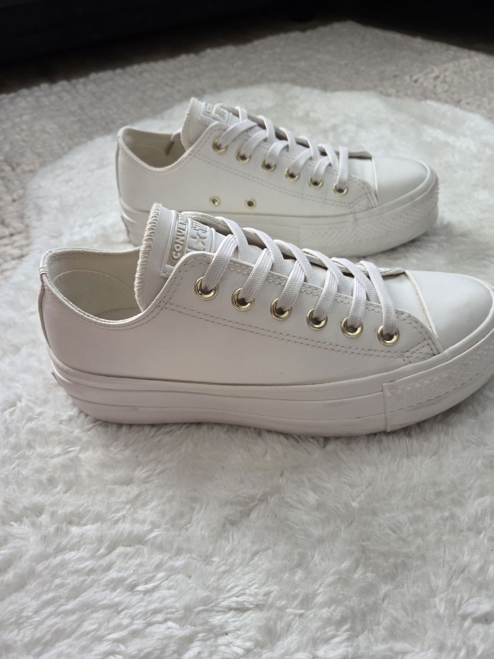 Converse Scarpe da donna: Converse Leder Schuhe 37.5 – Nuovo (secondo la descrizione) da Frauenfeld venduto da bea_6m8y 1