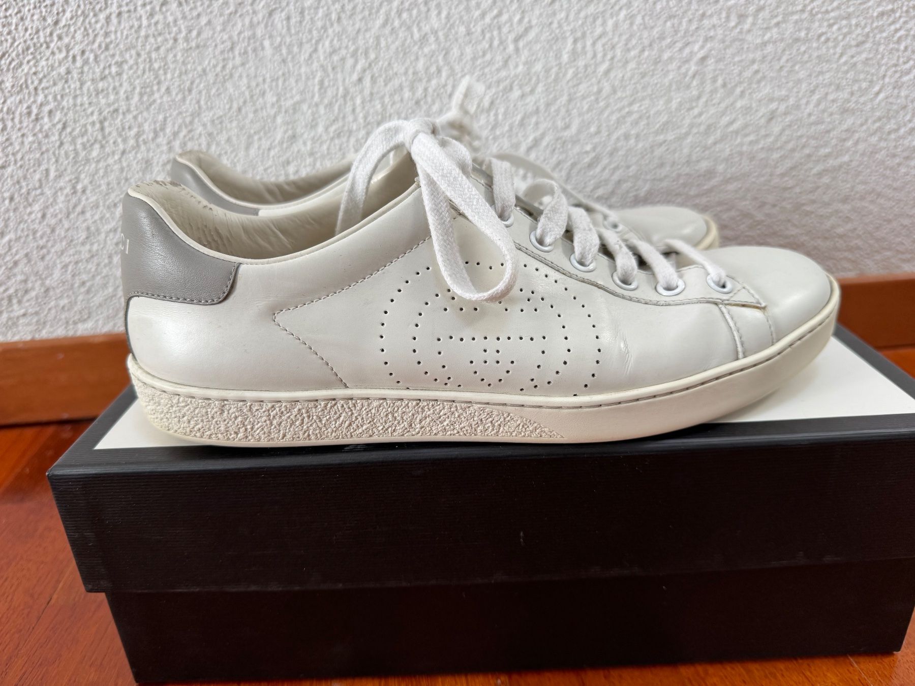 Gucci Scarpe da donna: Gucci Sneaker Größe 38.5 – Usato da wallisellen venduto da Niccii