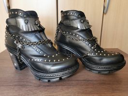 Gothic, Punk, New Rock Stiefeletten Schwarz Leder Gr. 39
