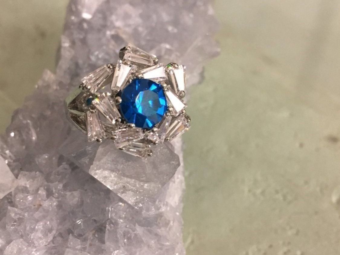 Ringe: AKTION Design Ring Versilbert Gr. 56 Bague Cristal US 8 – Neu (gemäss Beschreibung) aus Prilly von ilyria73