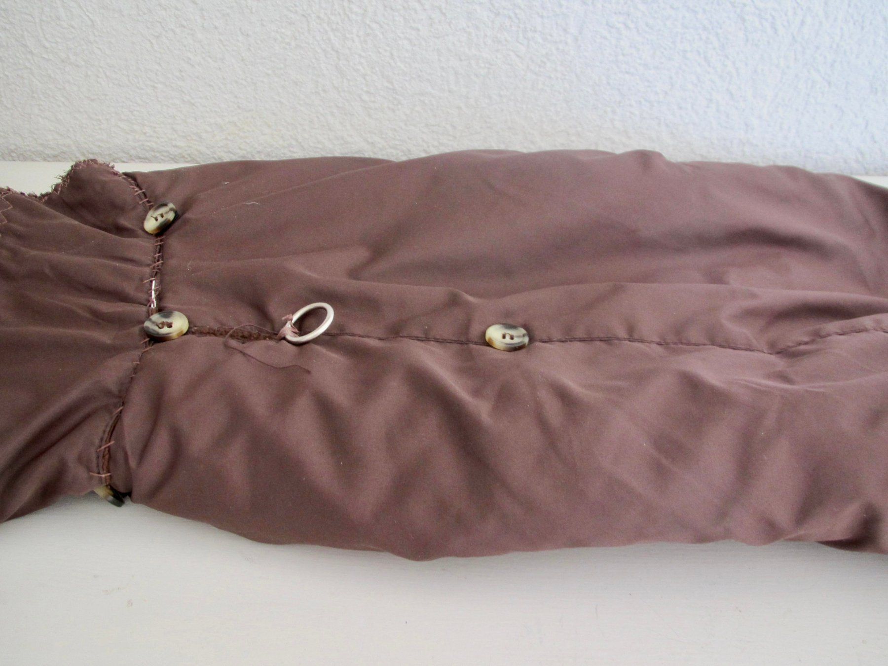 Bekleidung: MANTEAU POUR CHIEN NOBBY – Gebraucht aus Murten von Selliot