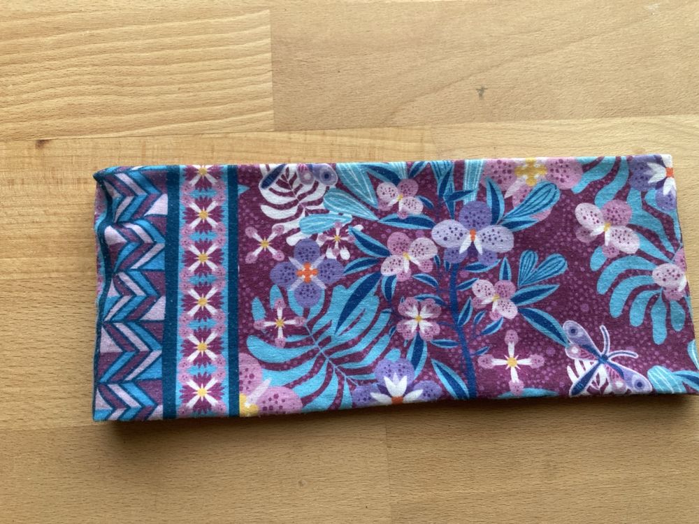 Chapeaux, bonnets & casquettes: Matt Stirnband Damen, Blumenmuster – D'occasion à Rothenthurm par jeisi99 1