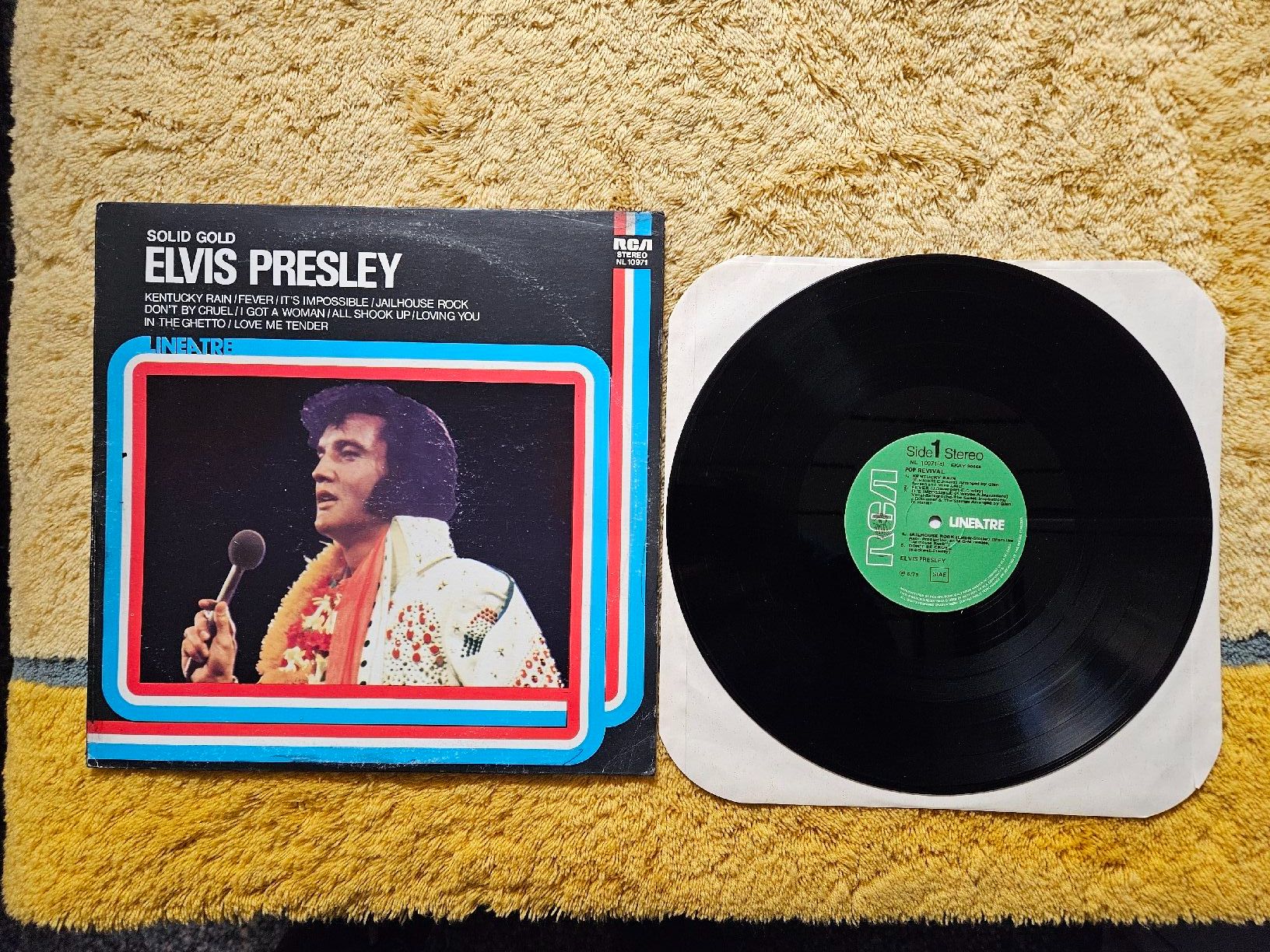 Dischi in vinile: Elvis Presley Schallplatte Lp - Solid Gold – Nuovo (secondo la descrizione) da Lyss venduto da Alexine