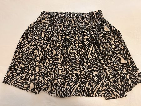 Ba&sh Skirt - Black and Beige Abstract Print, Size 1