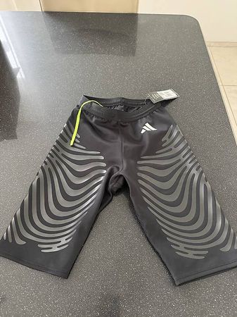 ADIDAS Adizero Control Short Leggings  Neu  XS