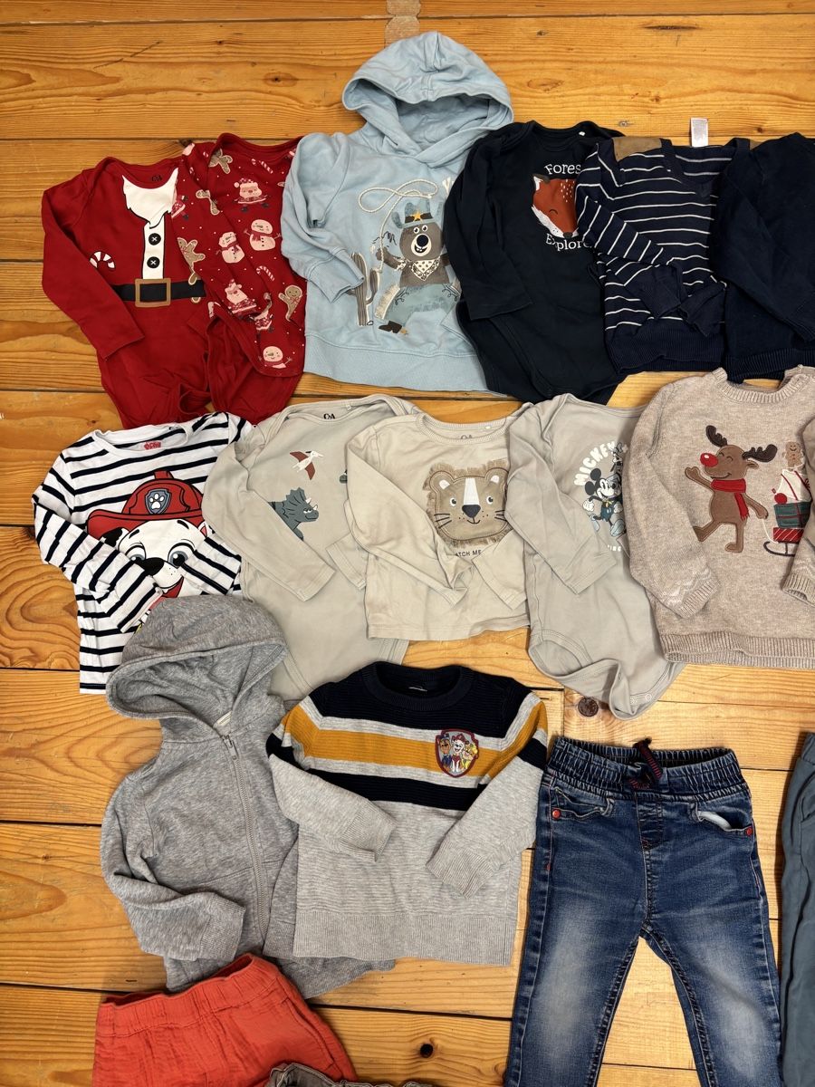 Lotti & Set di vestiti: Kleiderpaket Jungs, Grösse 92 – Usato da Büren an der Aare venduto da Nikito2001 1