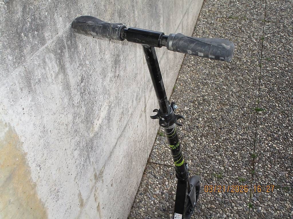 Kickboard: trottinette a grande roues – Usato da Clarens venduto da krampou 3