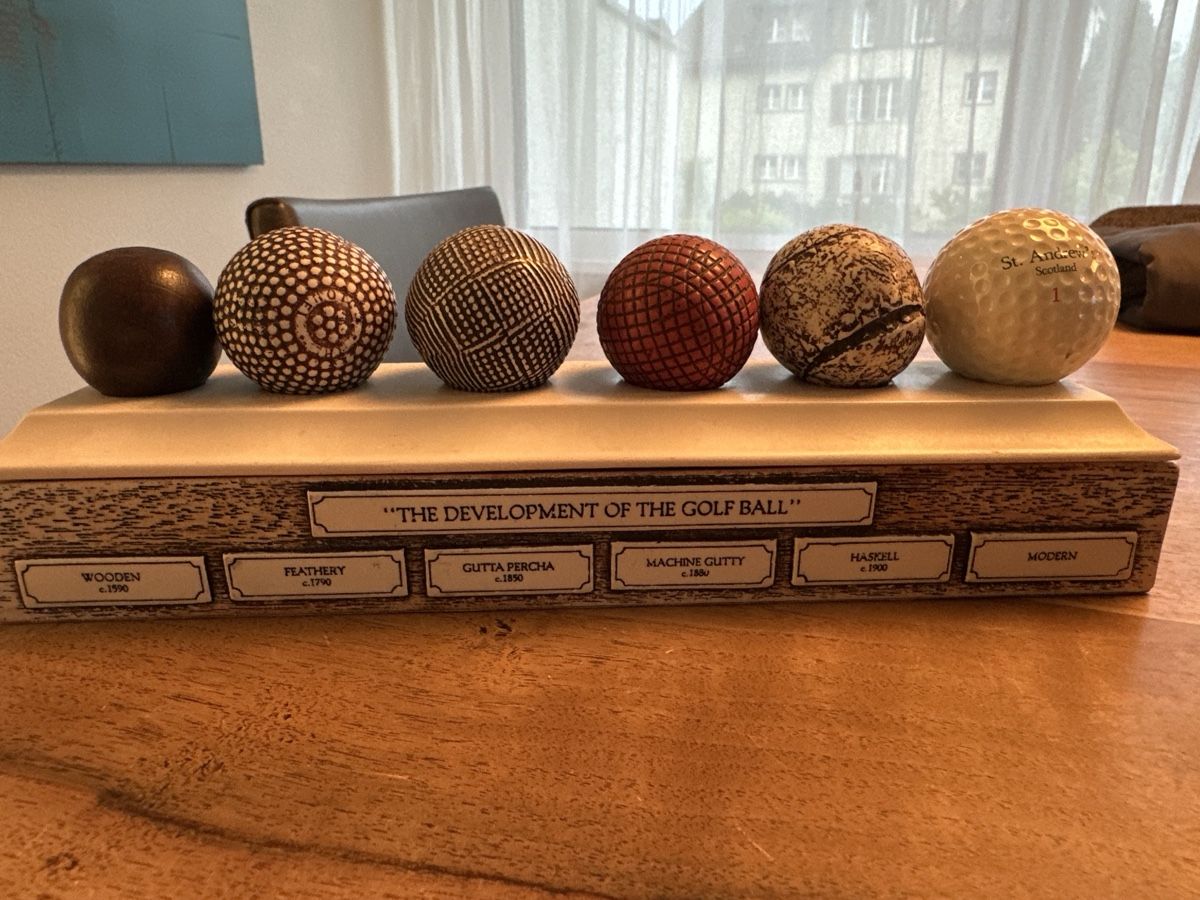 Palloni: Golfball- und Schläger Entwicklung – Usato da St. Gallen venduto da Ursula66