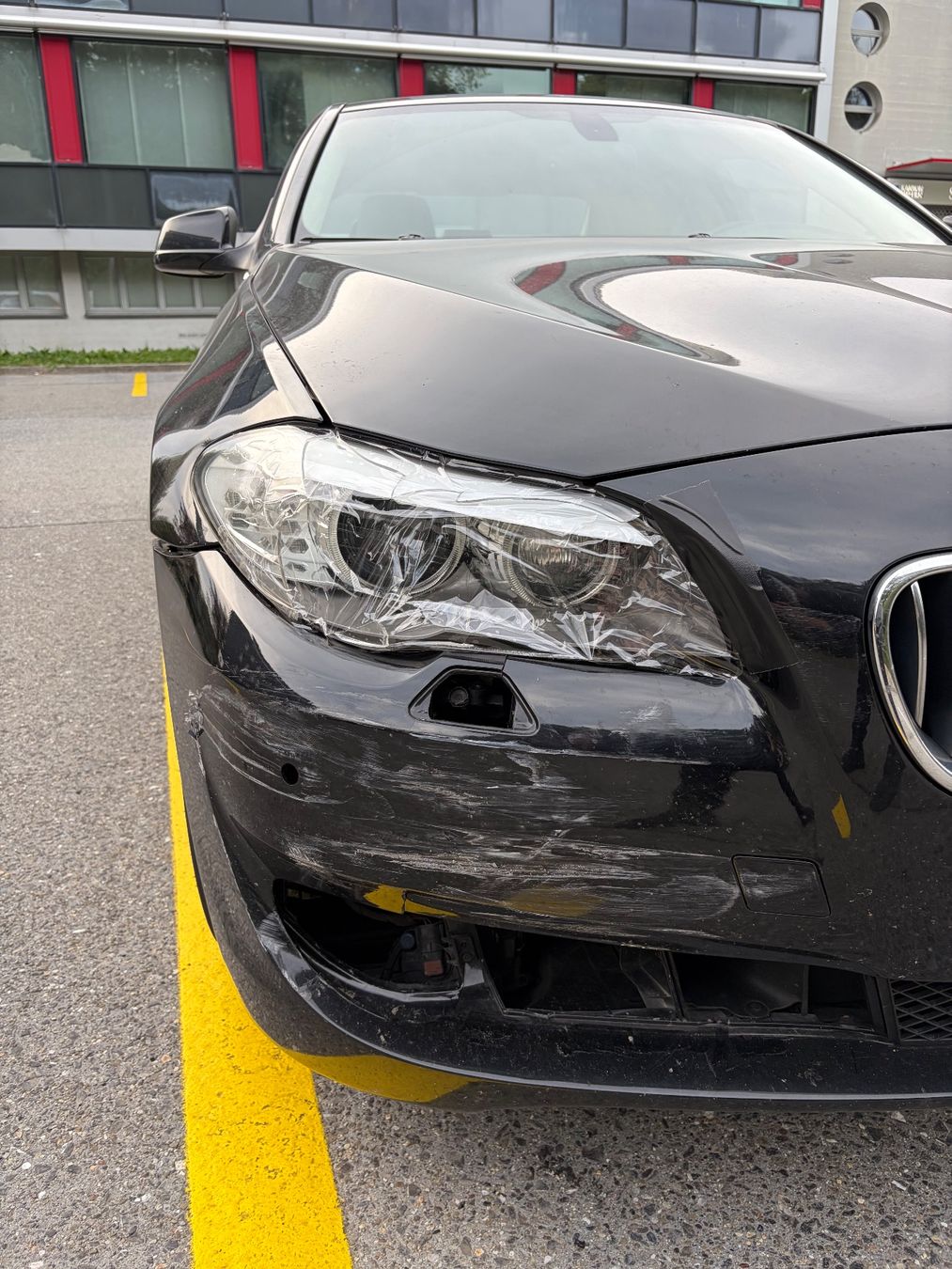 BMW Autos: BMW 523i – D'occasion à Luzern par Juli_80 1
