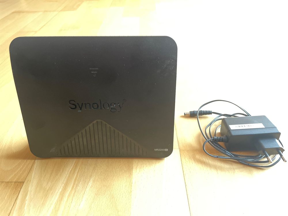 Synology Routeur MR2200ac - Routeur et modem Synology sur