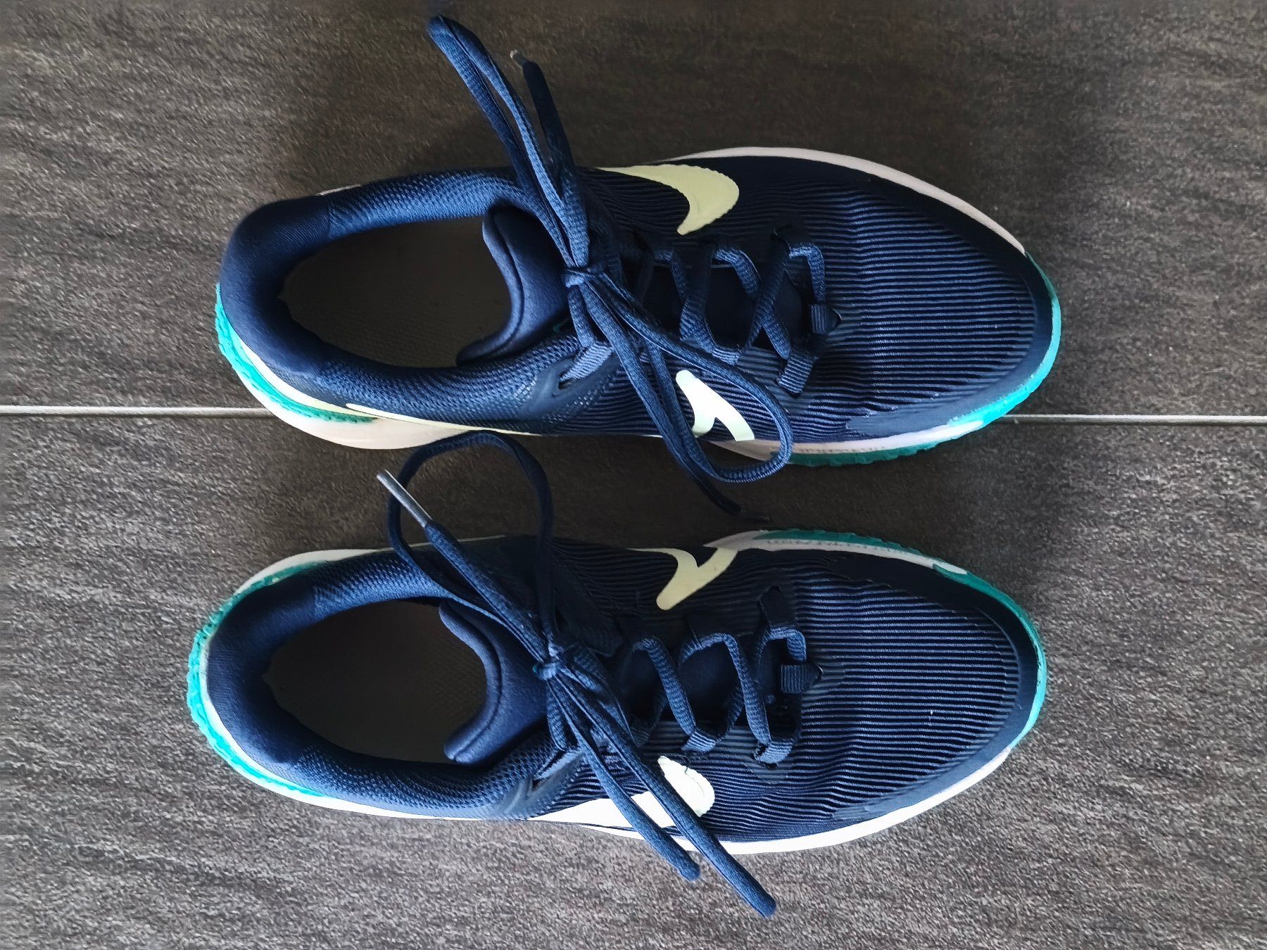 Nike Schuhe für Jungen: Turnschuhe Nike Star Runner 04 - Grösse 38 – Gebraucht aus Jegenstorf von Juchlistock 2