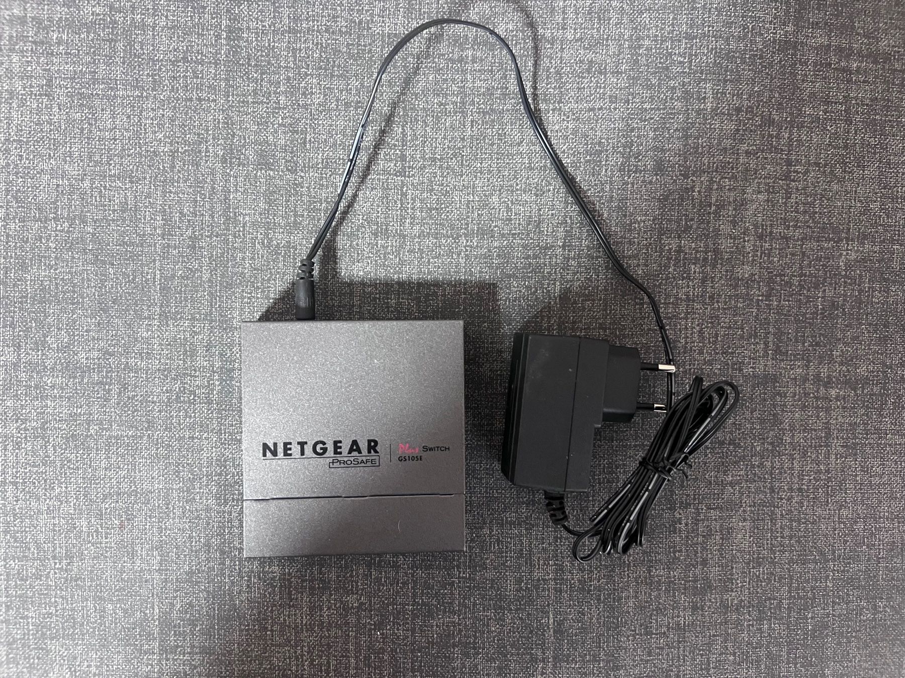 Netgear Hub & Switch: Netgear ProSafe plus Switch GS105E – Usato da Root venduto da Tech-Nick 6
