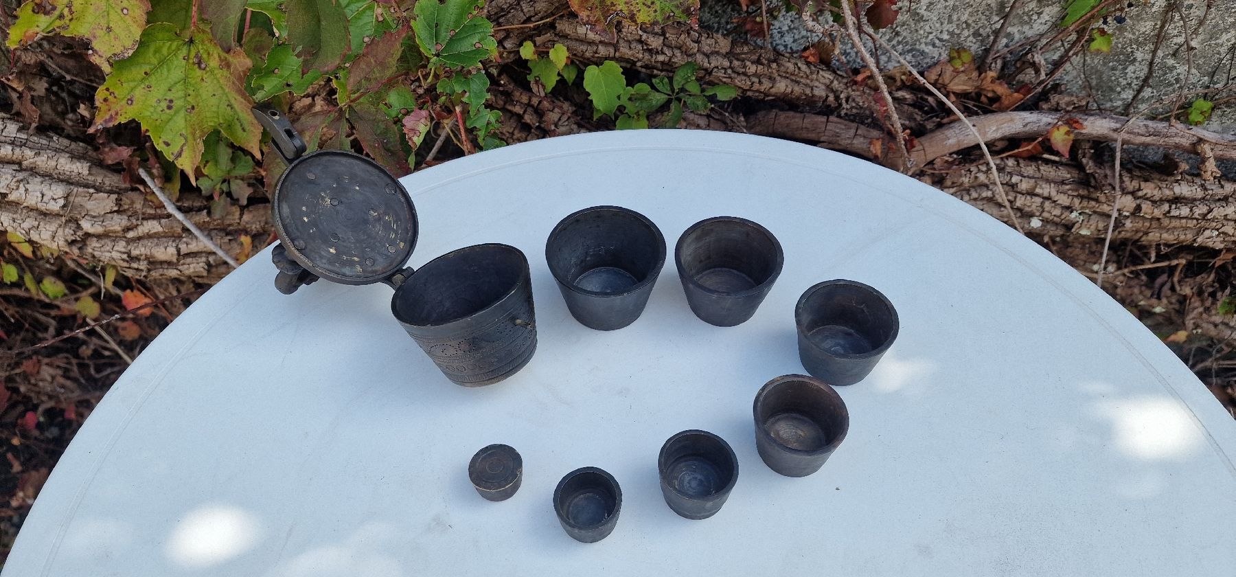 Waagen und Gewichte: Complete weight set metal cup weights or pot weights apothec – Gebraucht aus Pfäffikon SZ von Brocki-21 2