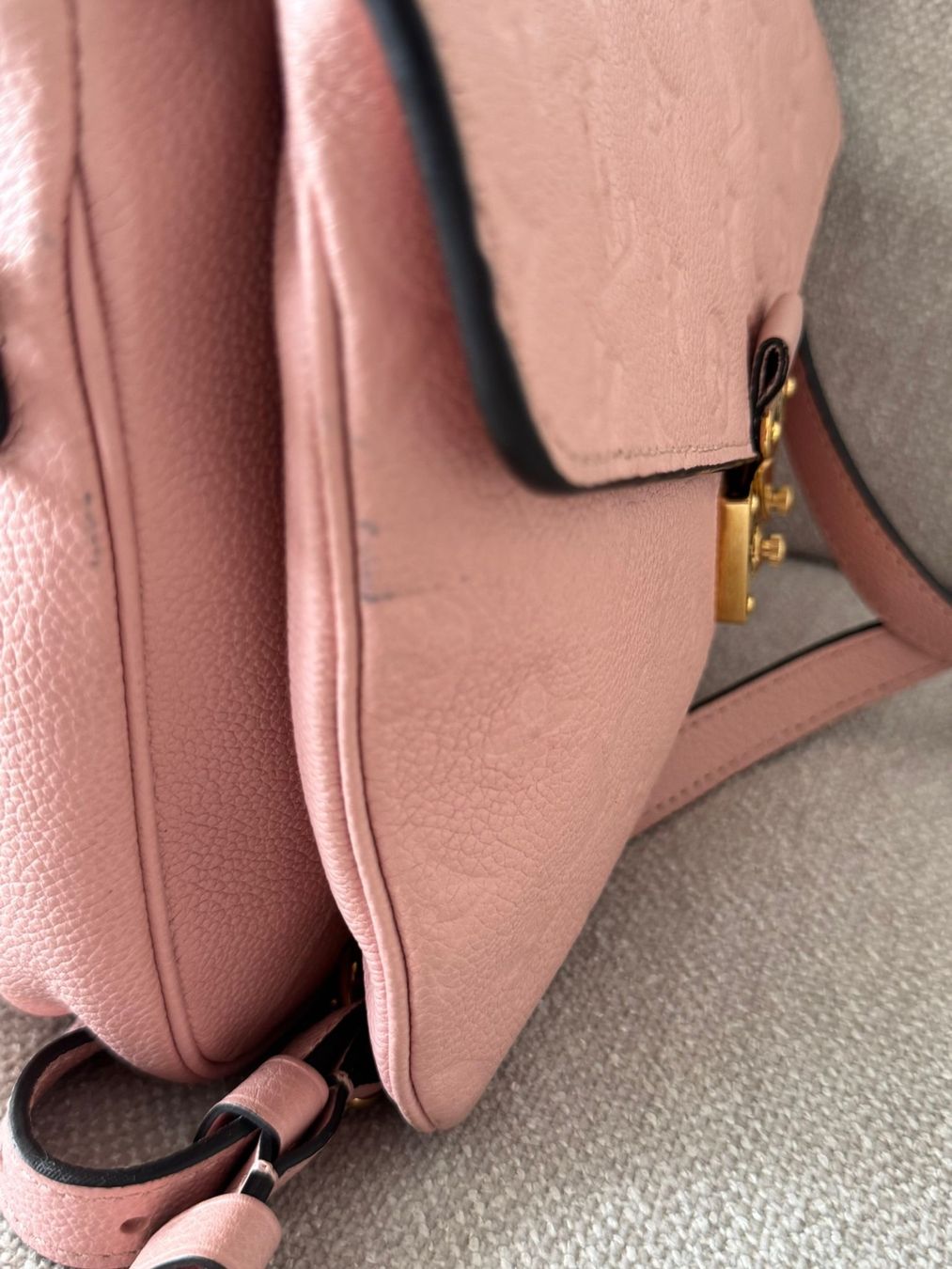 Louis Vuitton Borse da donna: Louis Vuitton Metis Tasche – Usato da Männedorf venduto da Vechat 4
