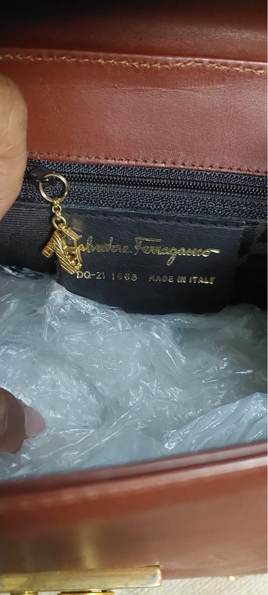 Salvatore Ferragamo Borse da donna: Salvatore Ferragamo Leather Bag – Usato da St.Josefen venduto da lop_lh8d 5