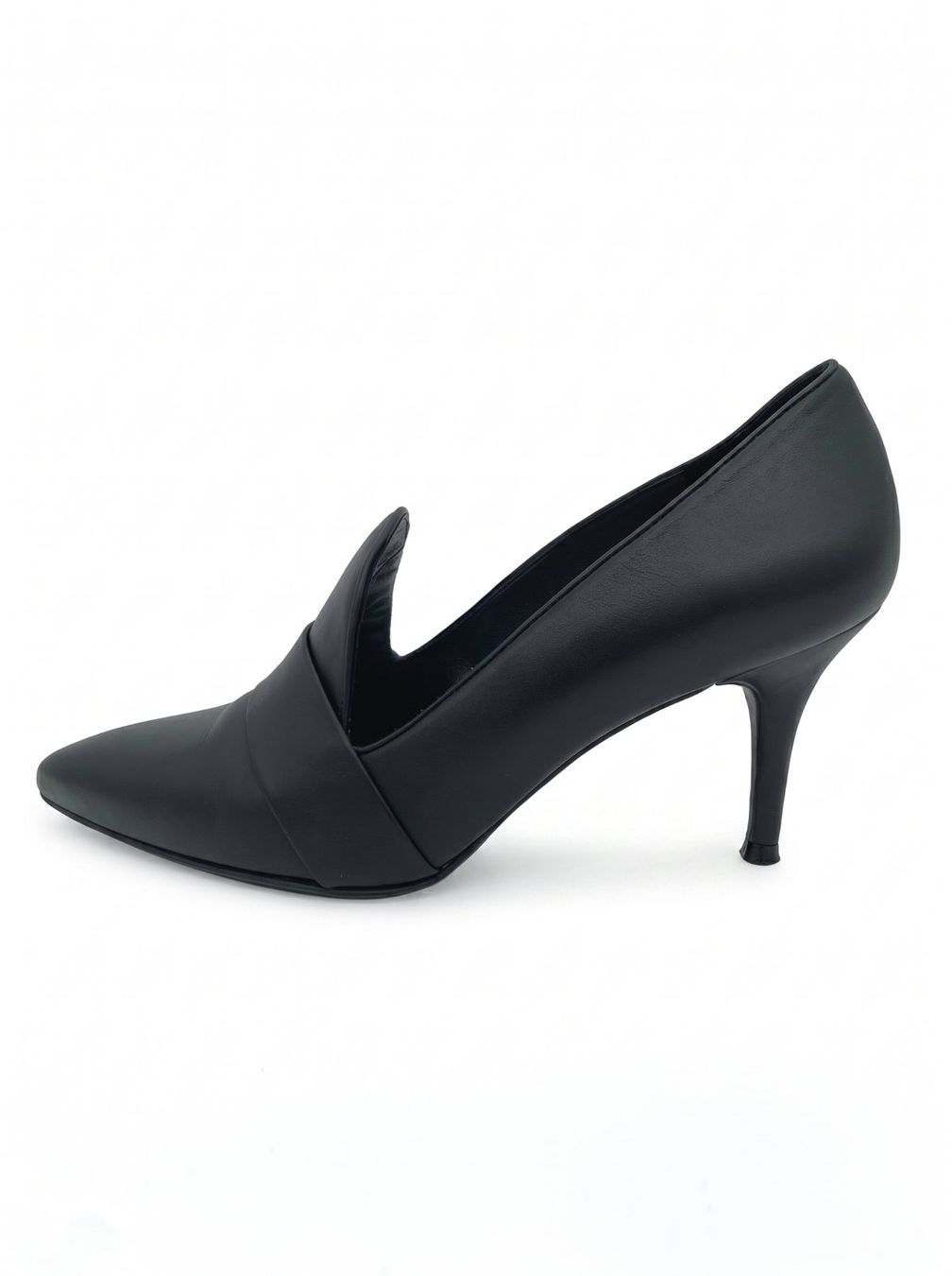 Stuart Weitzman Chaussures femmes: Stuart Weitzman EVA 75 Pump EU 38.5 Schwarz – D'occasion à Zürich par shoe_shop