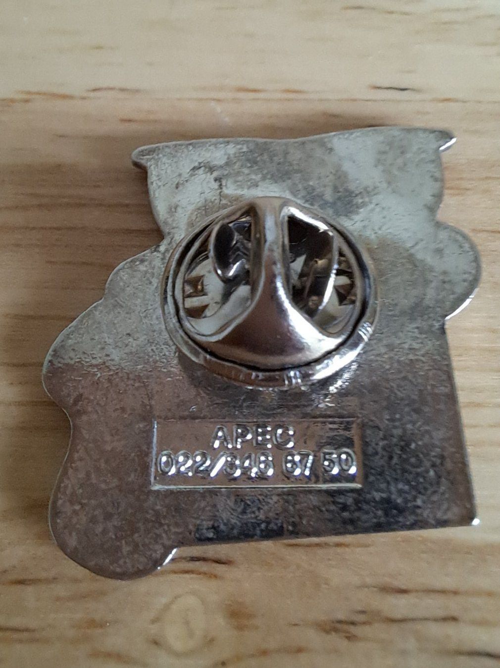 Placchette & Badge: Pin Lucky Strike – Usato da Kriens venduto da Wolly85 1