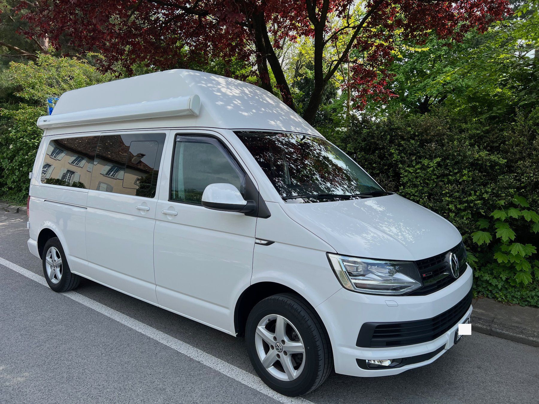 VW Veicoli da campeggio: Volkswagen T6 Camper - 4Motion – Usato da La Tour-de-Peilz venduto da pea_8w2t 8