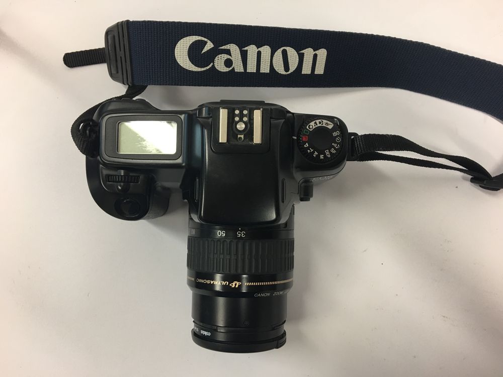 Canon Appareil photo: Canon EOS 1000F 35mm SLR Film Kamera mit SUNPAK Blitzgeräte – D'occasion à Olten par ELHANDEL 7