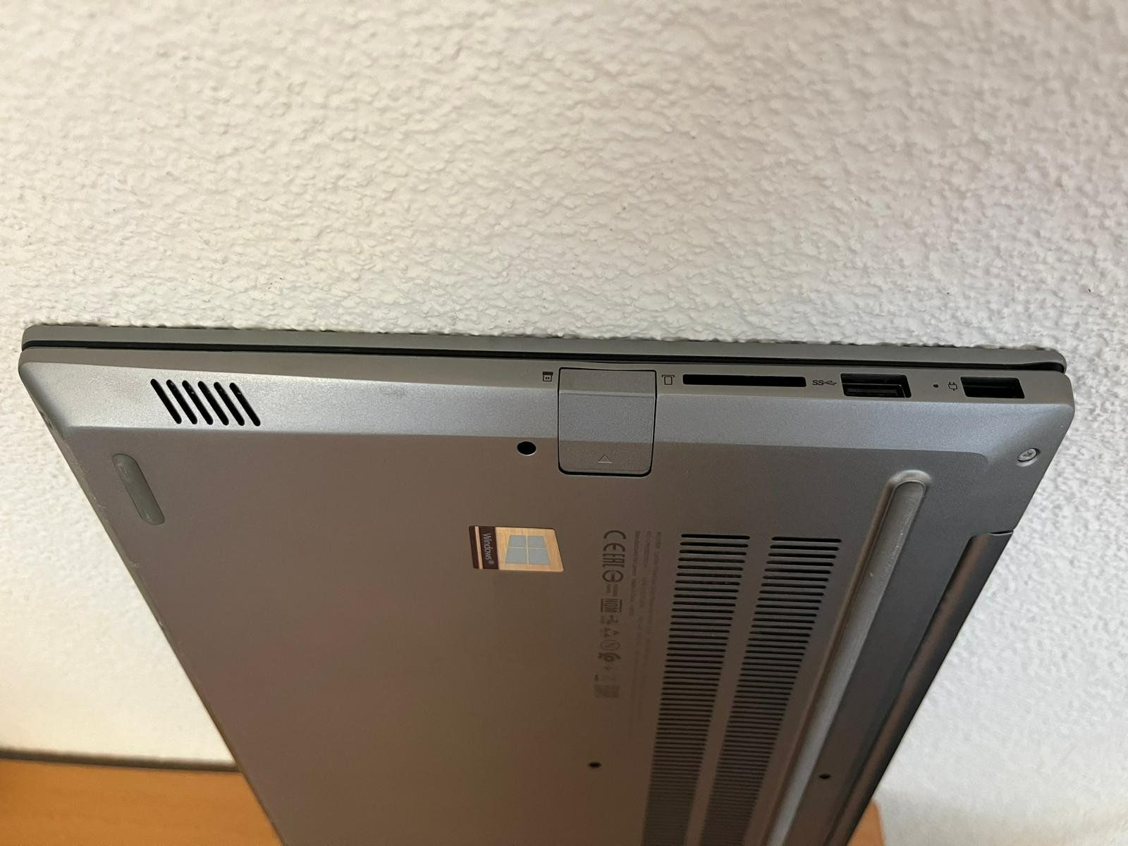 Lenovo Notebooks: Lenovo ThinkPad X1 Carbon Gen 8 – Gebraucht aus St. Gallen von Cellere_AG 3