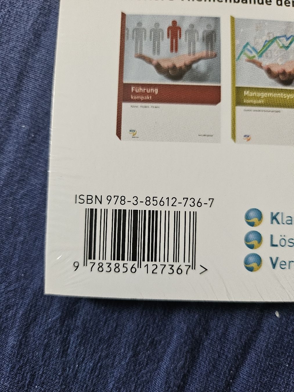 Libri: Lehrmittel Informatik kompakt, Marcel Eberle/Daniel Locher – Nuovo e nell'imballaggio originale da Nussbaumen TG venduto da ger_8pcq 1