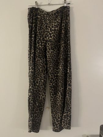 Schöne Sommerhose Gr. 140, Neu, H&M