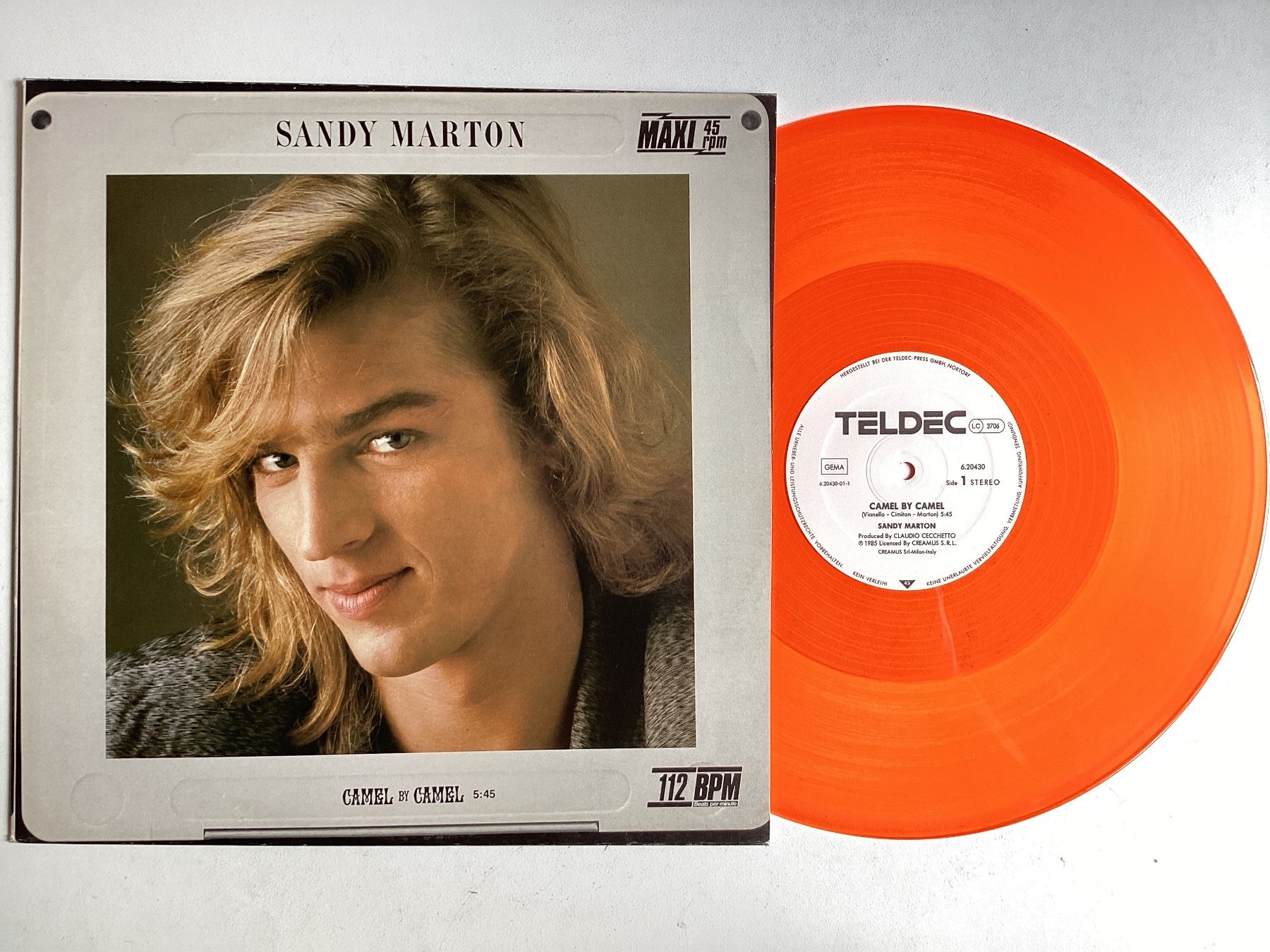 Schallplatten: Sandy Marton Maxi-Single - Camel By Camel (Rotes Vinyl) – Gebraucht aus Gutenswil von Hamzian