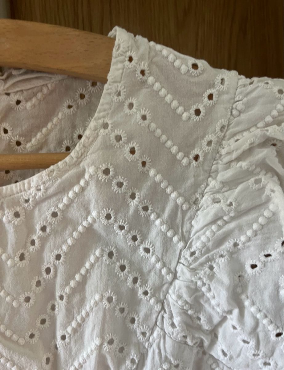 Chemisiers: Blouse  – Neuf (Voir description) à Courgenay par tat_w5vc 2