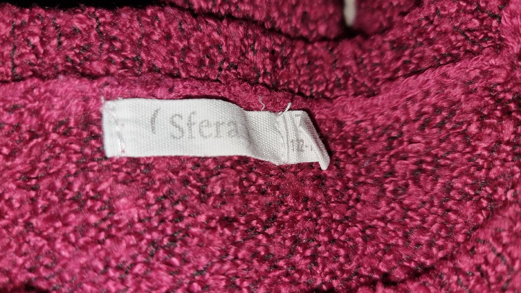 Pullover & Sweatshirts: Süsse Mädchenpulli Gr. 122/128 flauschig Waschbär Winter – Gebraucht aus Wigoltingen von Zuckerfee84 2