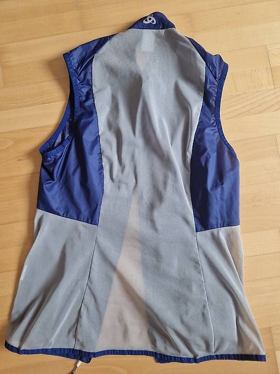Gilet & Giacche: Gilette Odlo – Nuovo e nell'imballaggio originale da Buchs SG venduto da kat_99vv 1