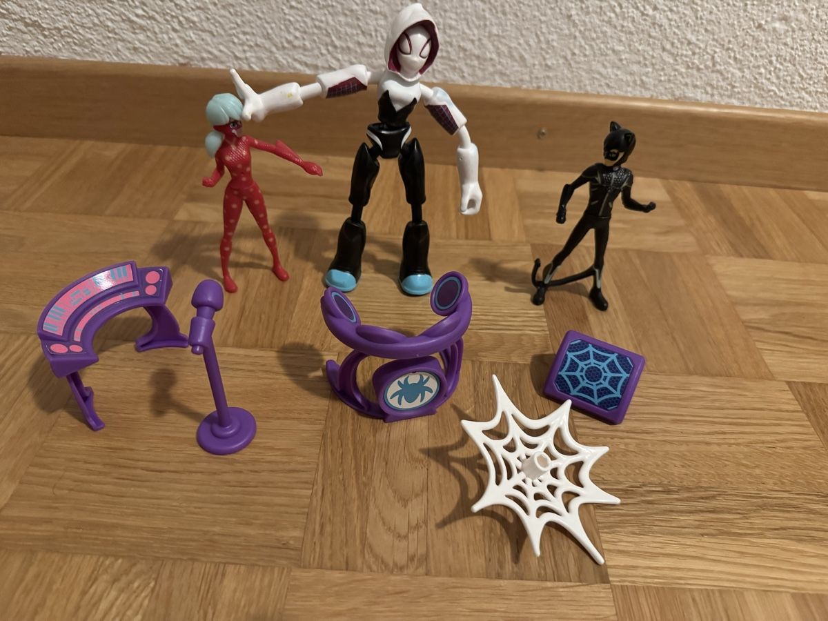 Statuette: Figuren-Set, Ghost-Spider, Lady Bug – Usato da Zürich venduto da MaSte