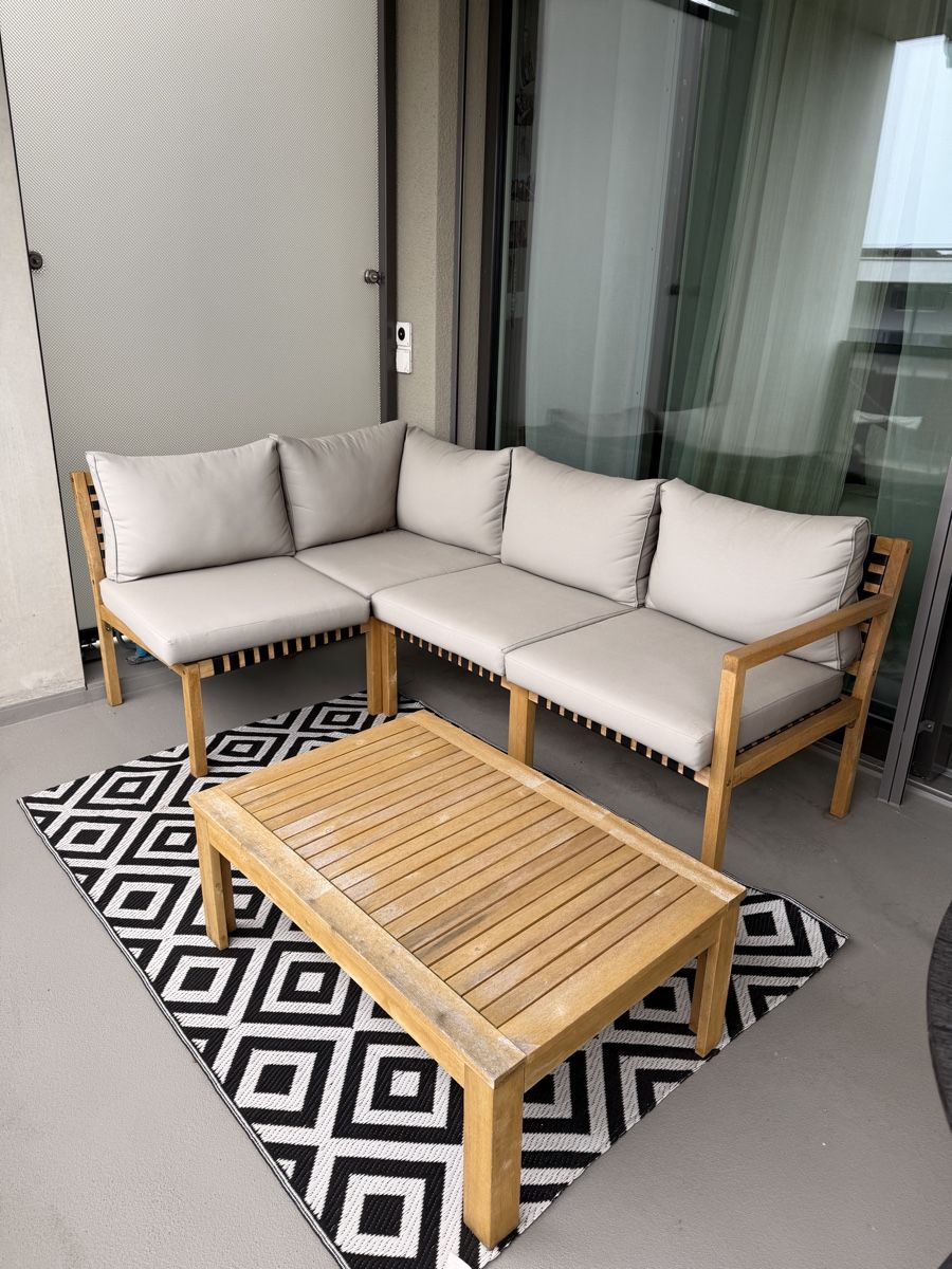 Micasa Sofas: Lounge inkl. Couchtisch – Gebraucht aus Gisikon von reena.2231