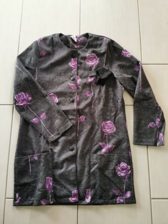 Graue Jacke mit Rosen, Gr. 36/38