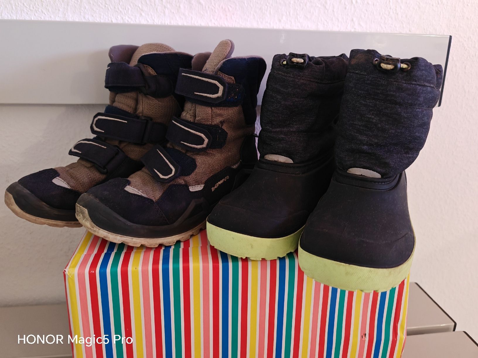 Scarpe per ragazzi: Schuhe Set – Usato da Birsfelden venduto da mar_8957