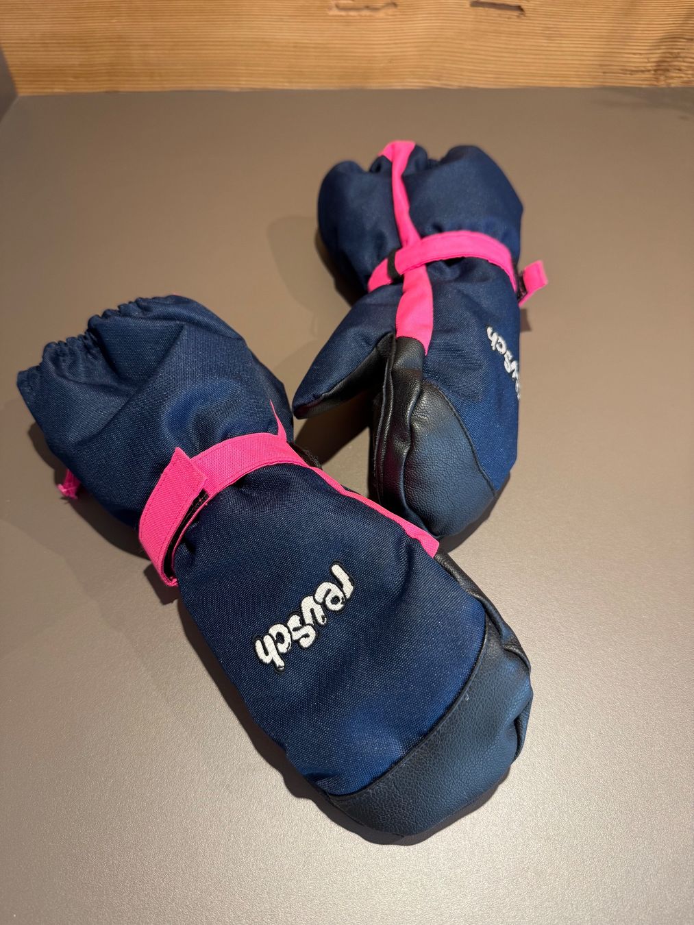 Reusch Kinderhandschuhe: Handschuhe Kinder Reusch – Gebraucht aus Egg-Flawil von Klibis