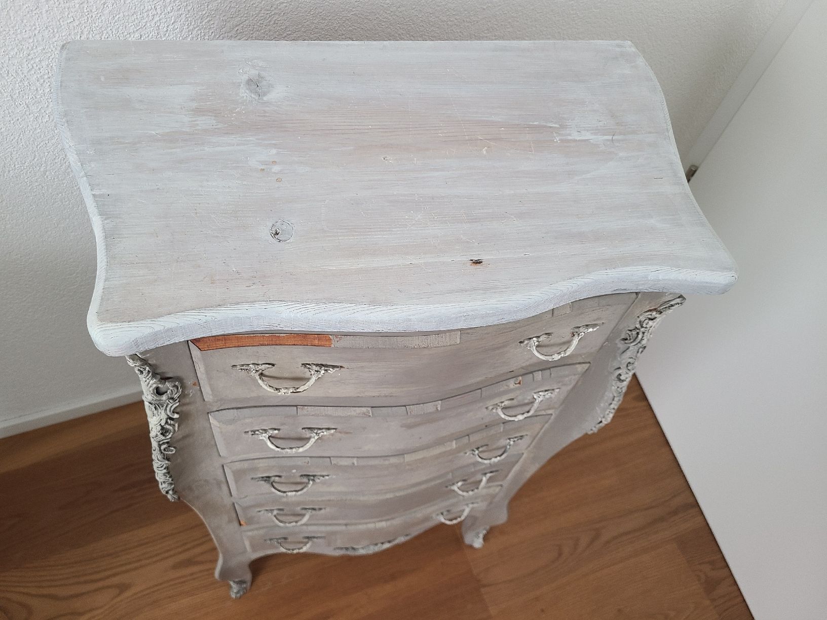 Commodes: Kommode shabby chic/alt? – D'occasion à Bäriswil BE par patnaas7 1