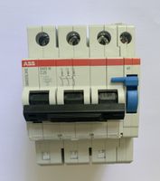 ABB SMISSLINE S403 M C25 / 0.03 Leistungsschutzschalter