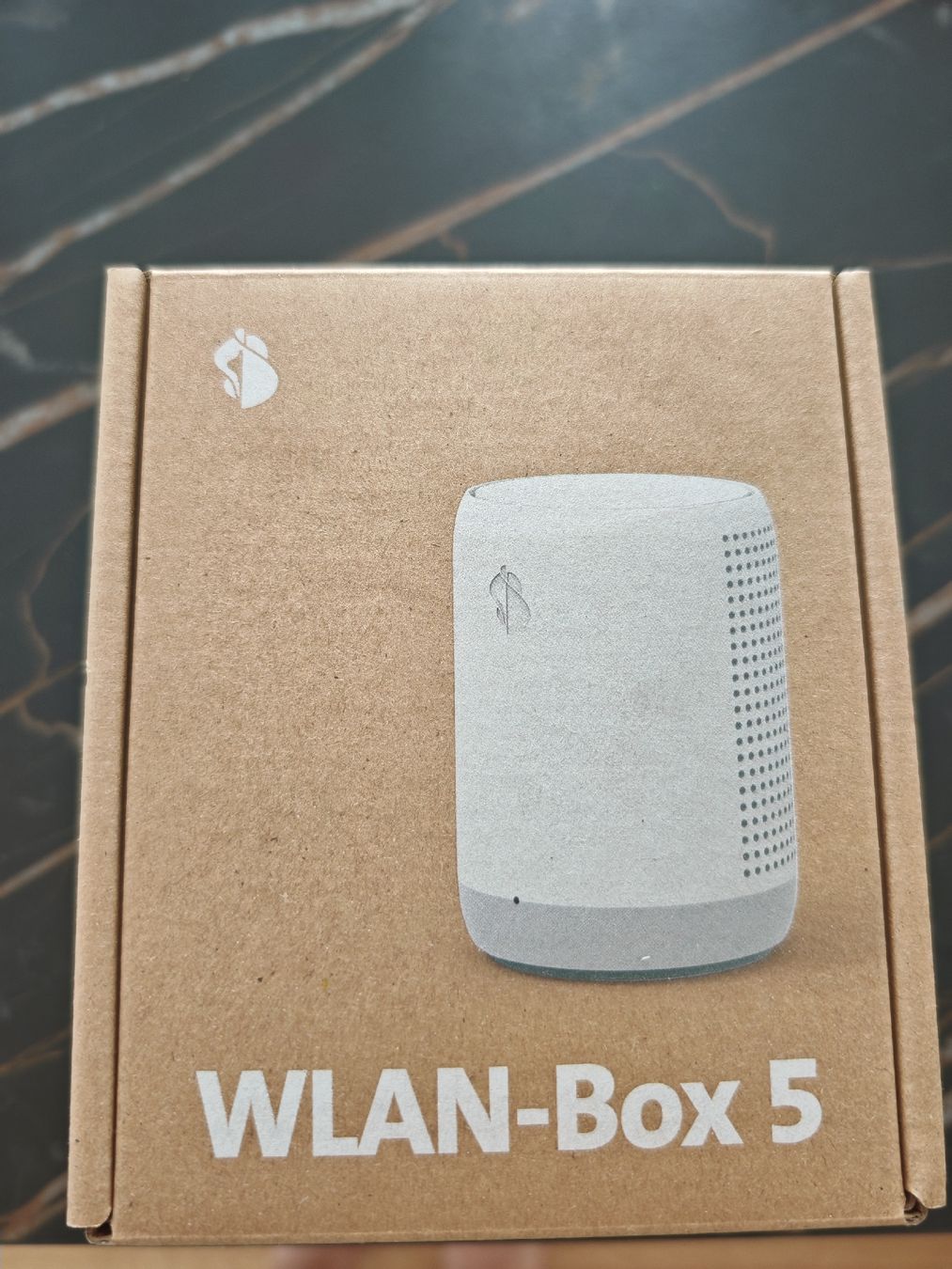 Amplificatori: Swisscom W-Lan Box 5 – Nuovo e nell'imballaggio originale da Riedt b. Erlen venduto da dom_z2yb