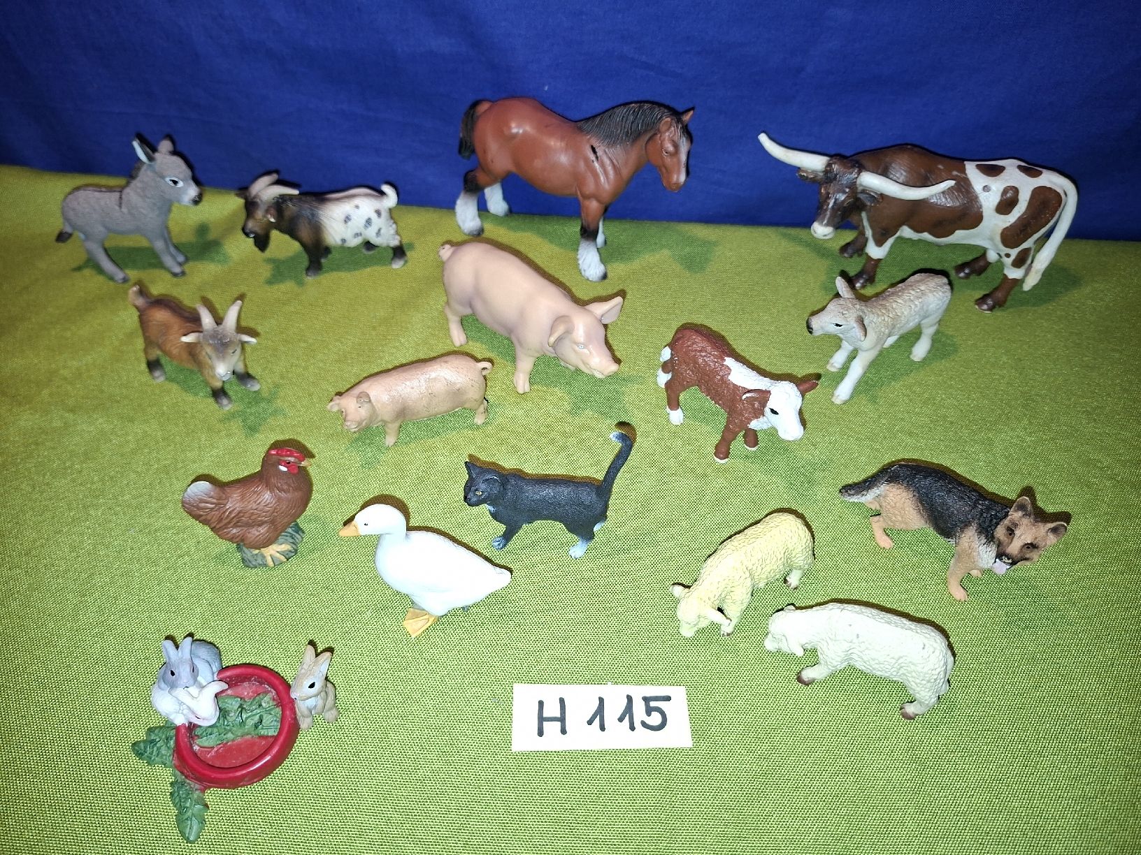 Schleich Spielzeuge: Schleich Bauernhoftiere H115 – Gebraucht aus Aarberg von Fink010 1