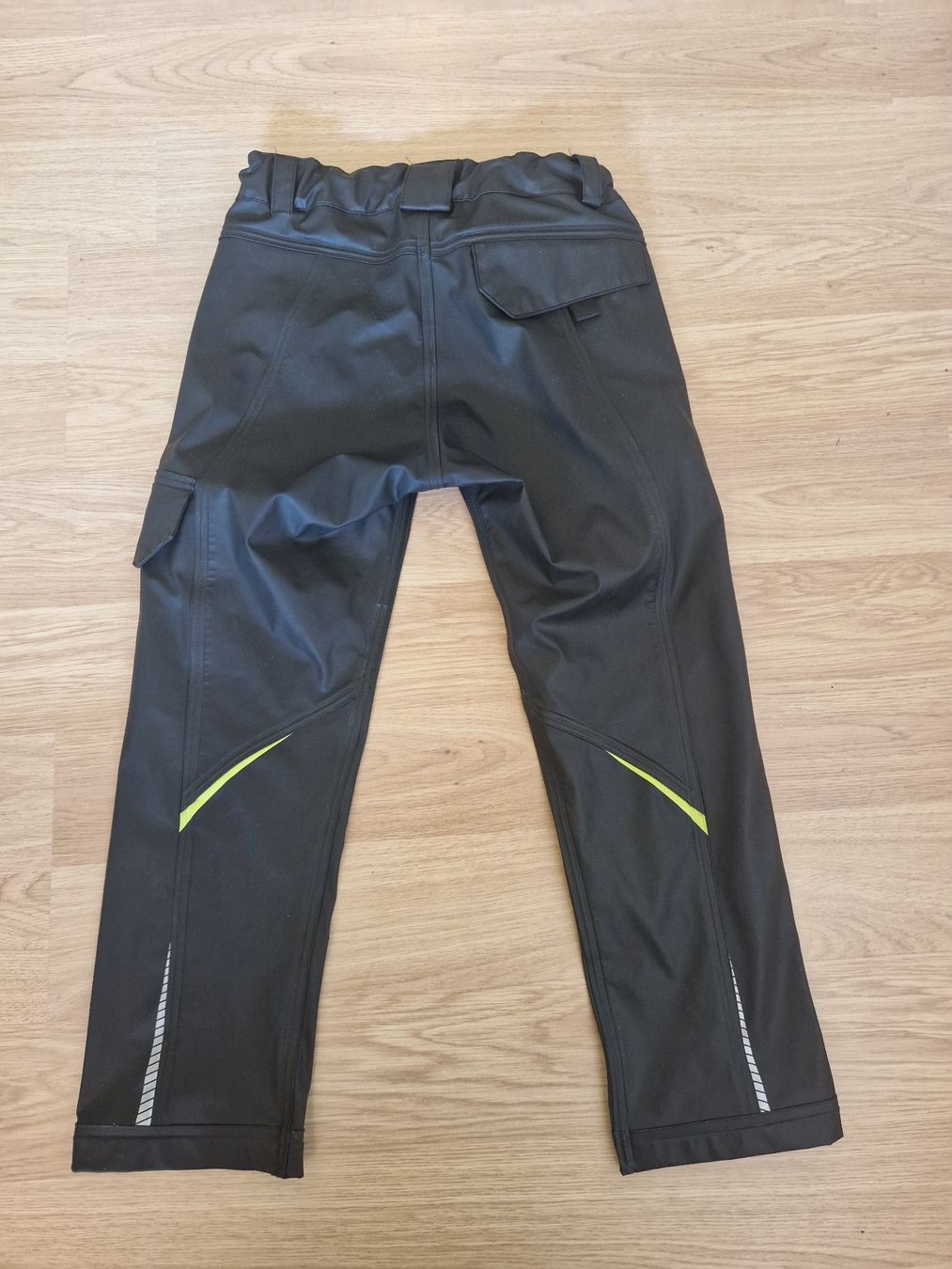 Engelbert Strauss Hosen: Engelbert Strauss Regenhose 122 / 128 – Gebraucht aus Giswil von monimaus08 1