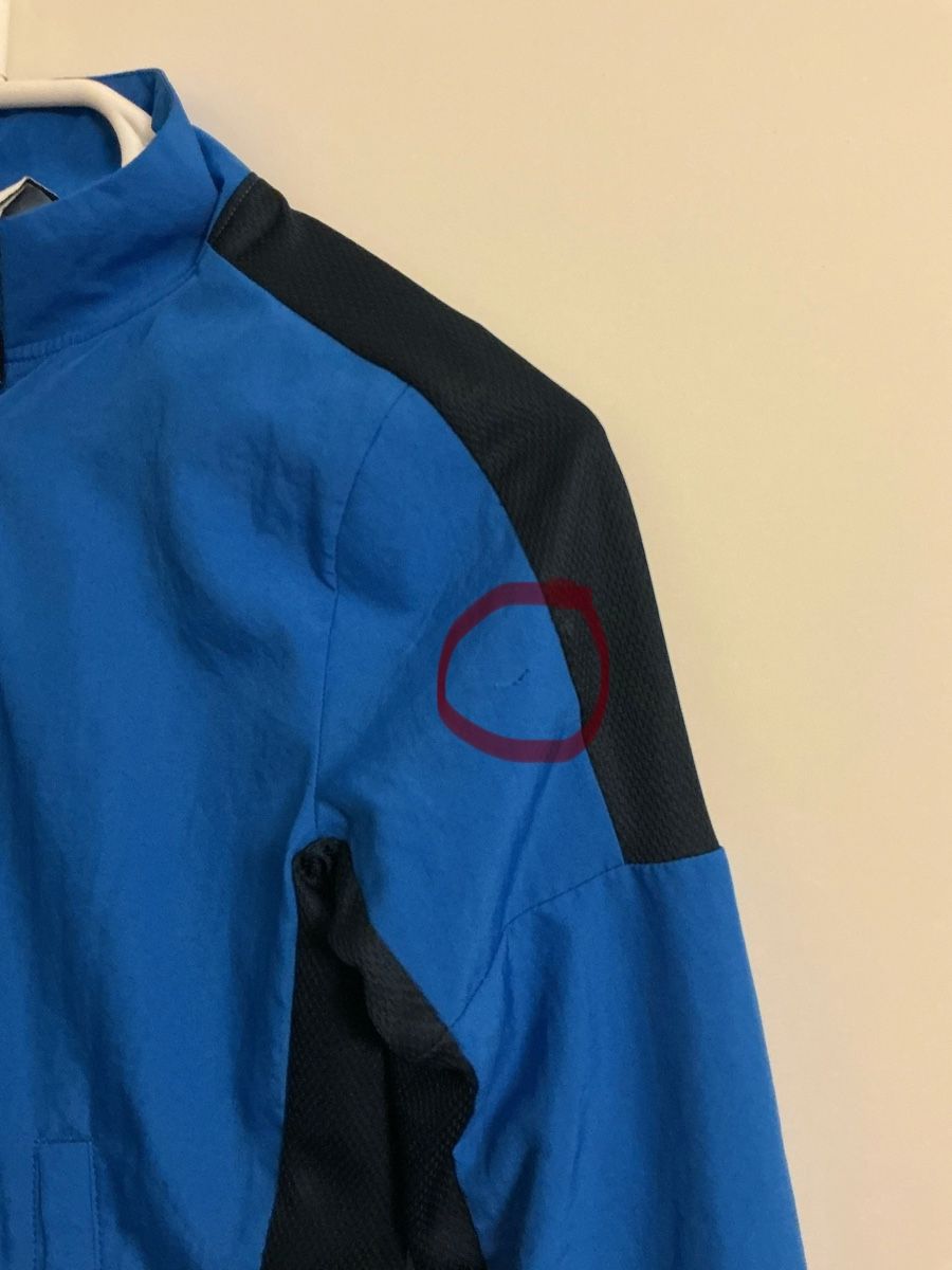 Nike Giacche & Cappotti: NIKE Jacke Gr. 122/128 – Usato da Villmergen venduto da schnuu73 3