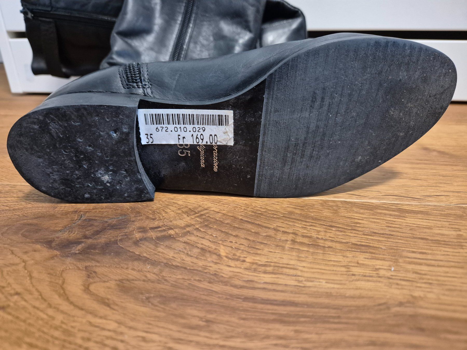 Scarpe da donna: Elegante Lederstiefel, Grösse 35, schwarz – Usato da Vallon venduto da Penny31 4