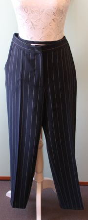 Hose von *MAX MARA*