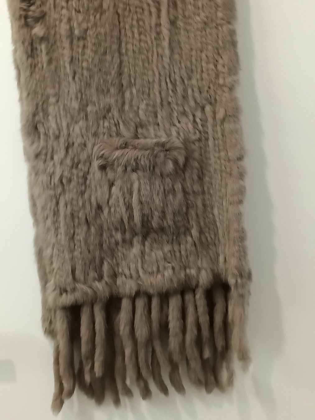 Foulard & Sciarpe: Echtes Kaninchenfell Schal Braun mit Tasche – Usato da Immensee venduto da vgitter 1