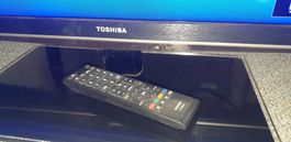 Toshiba Fernseher schwarz mit Fernbedienung gebraucht