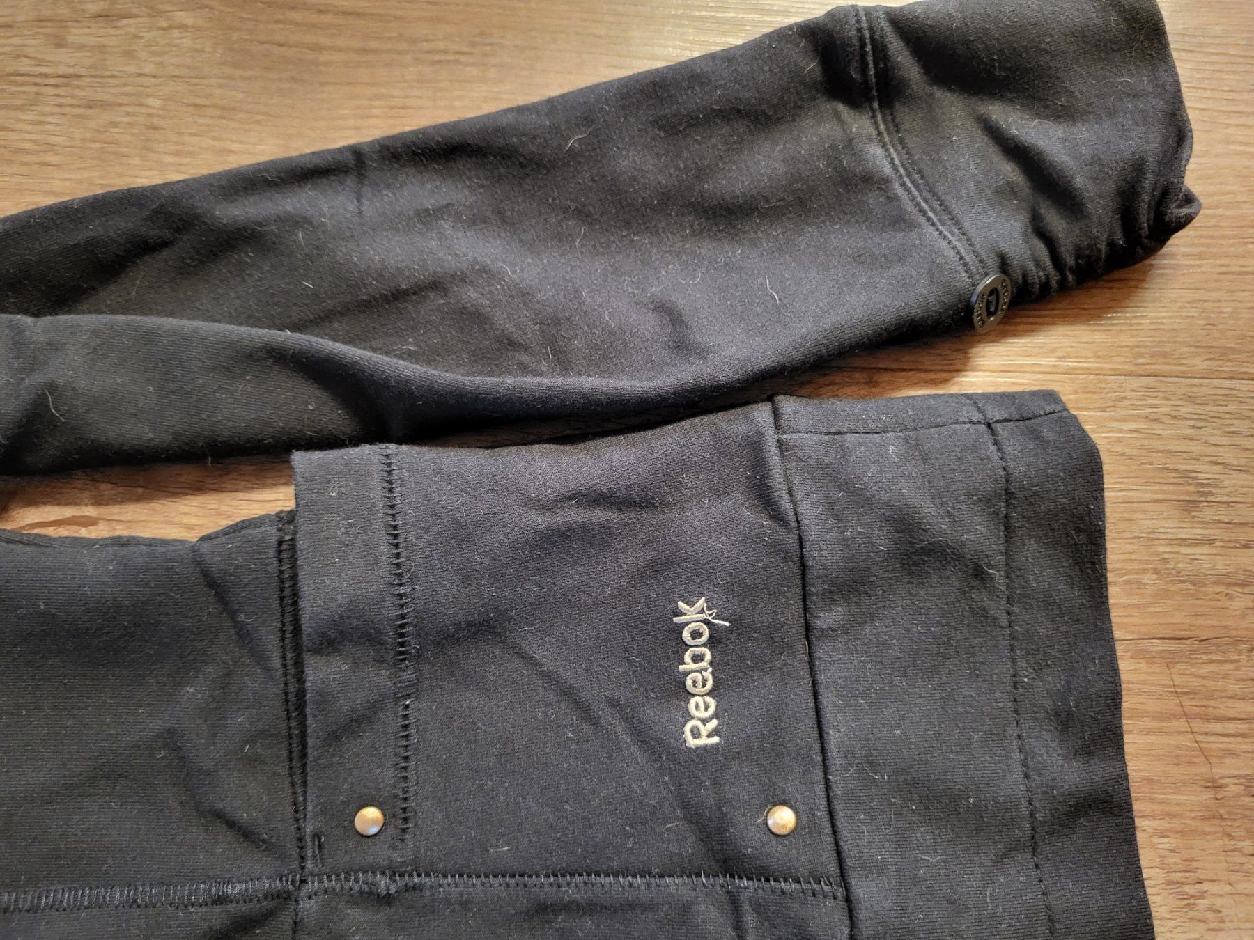Reebok Maglioni & Felpe: Reebok hoodie – Usato da Zermatt venduto da msz_nb9h 1