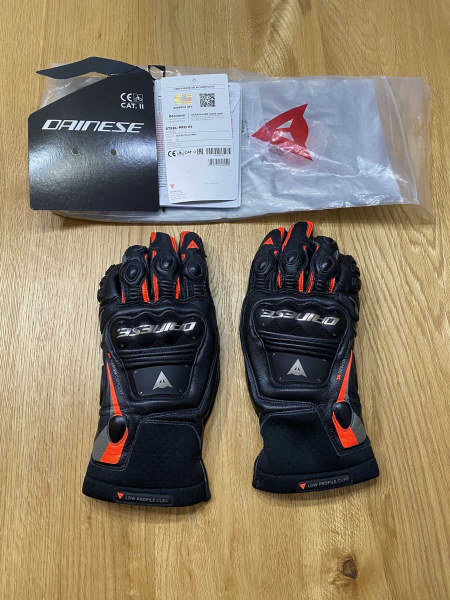 Dainese Guanti & manicotti: Gants moto Dainese – Nuovo e nell'imballaggio originale da Romanel-s-Lausanne venduto da rico_mat